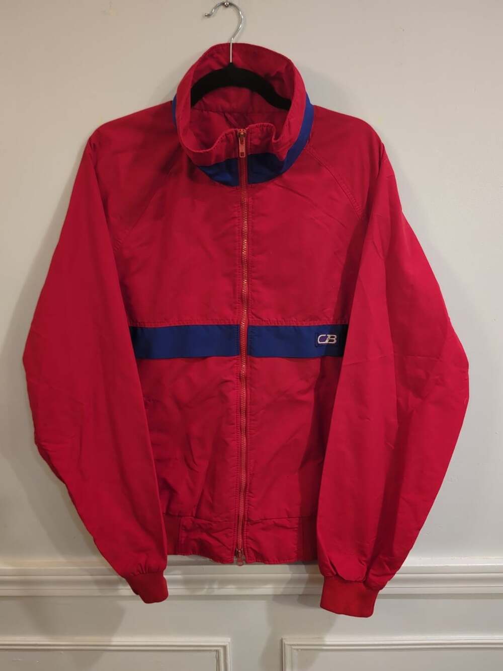 Cb Sports Windbreaker Jacket Size M Red Nylon Vintage Full Zip made in usa
